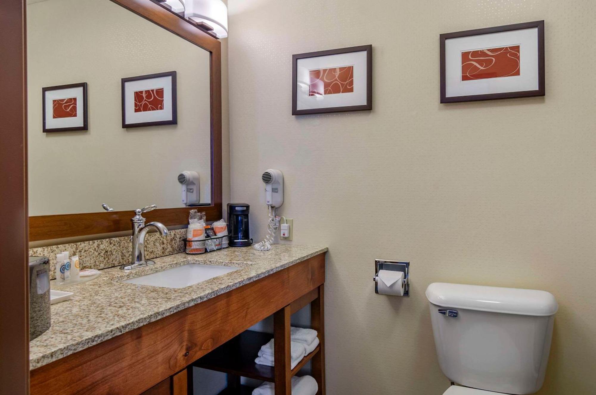 Comfort Inn Bozeman Near University Bagian luar foto